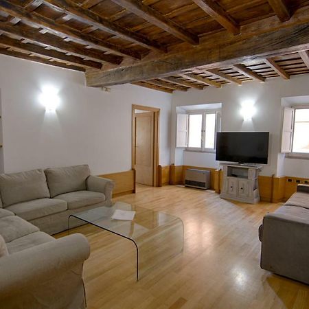 Rinidia - Roma Centro Apartment ภายนอก รูปภาพ