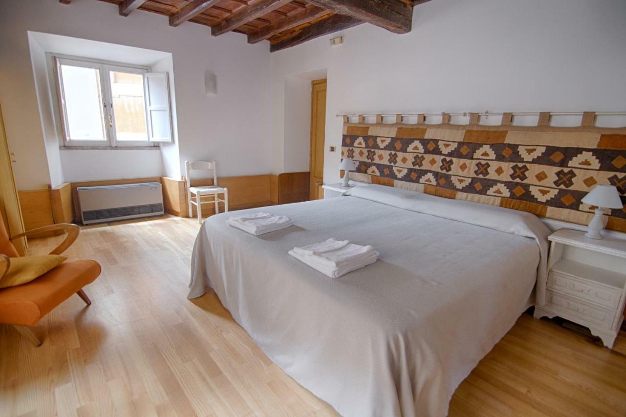 Rinidia - Roma Centro Apartment ภายนอก รูปภาพ