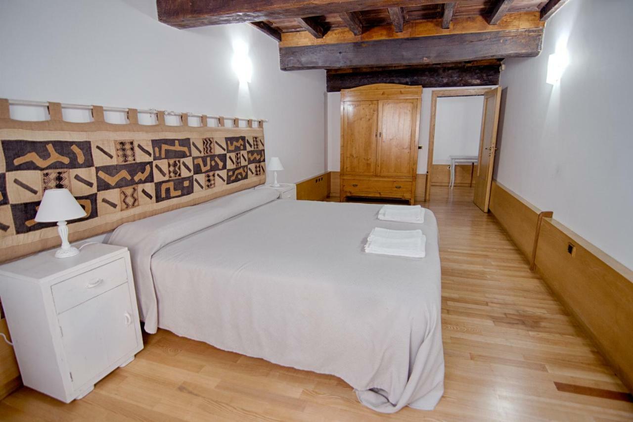 Rinidia - Roma Centro Apartment ภายนอก รูปภาพ
