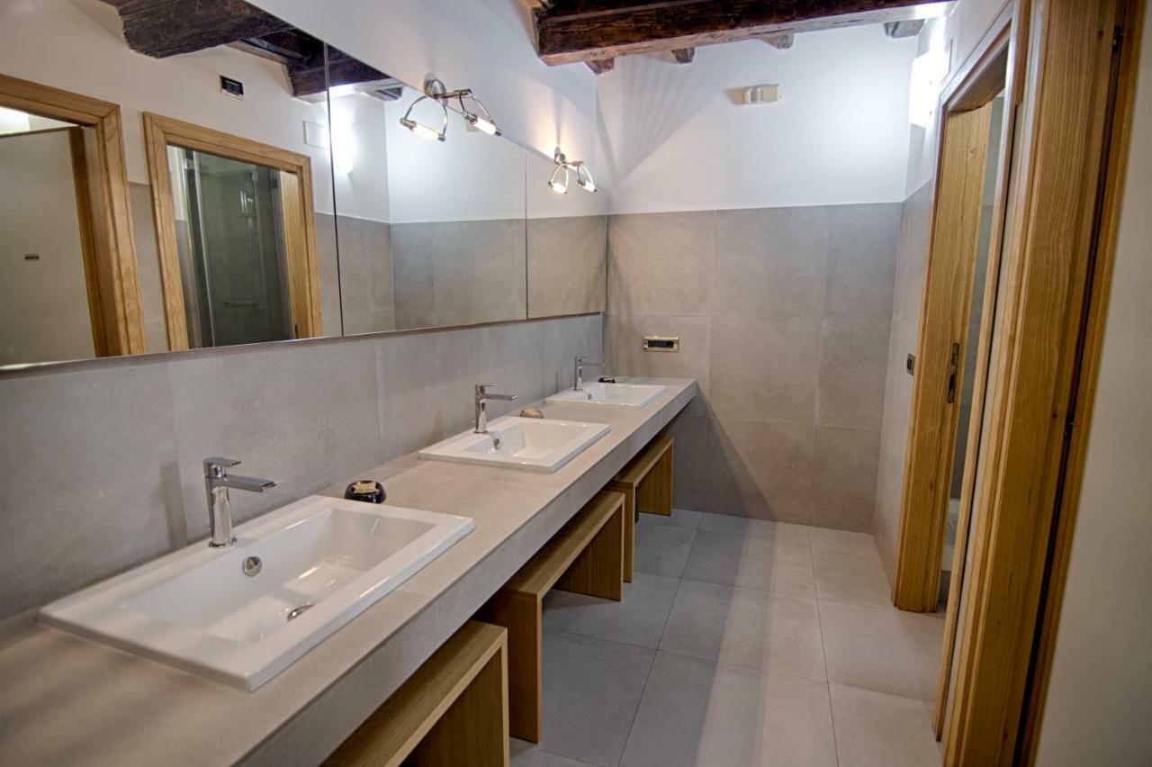 Rinidia - Roma Centro Apartment ภายนอก รูปภาพ