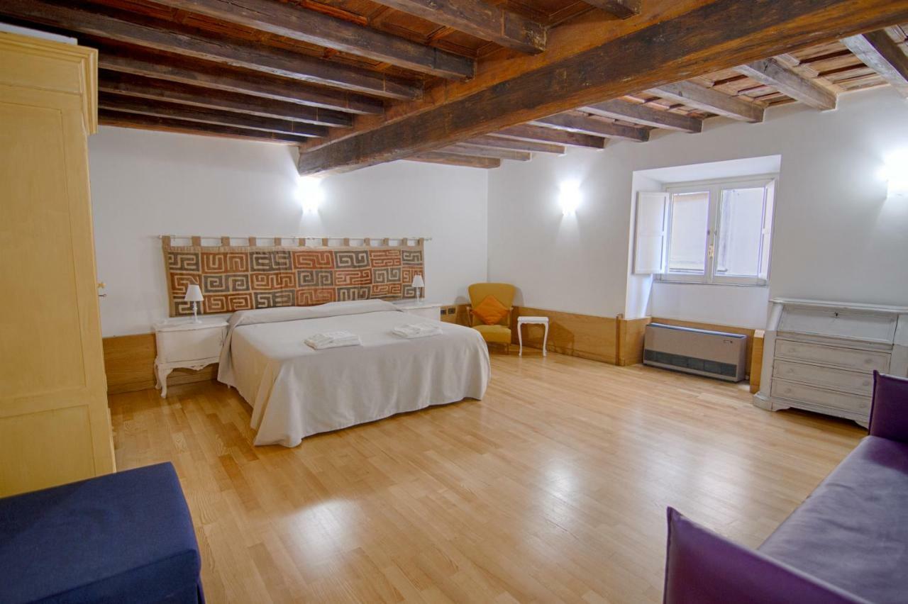 Rinidia - Roma Centro Apartment ภายนอก รูปภาพ