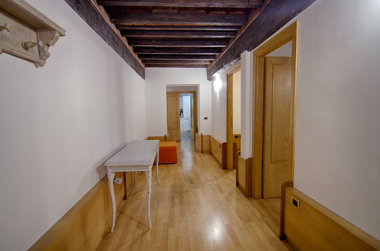 Rinidia - Roma Centro Apartment ภายนอก รูปภาพ